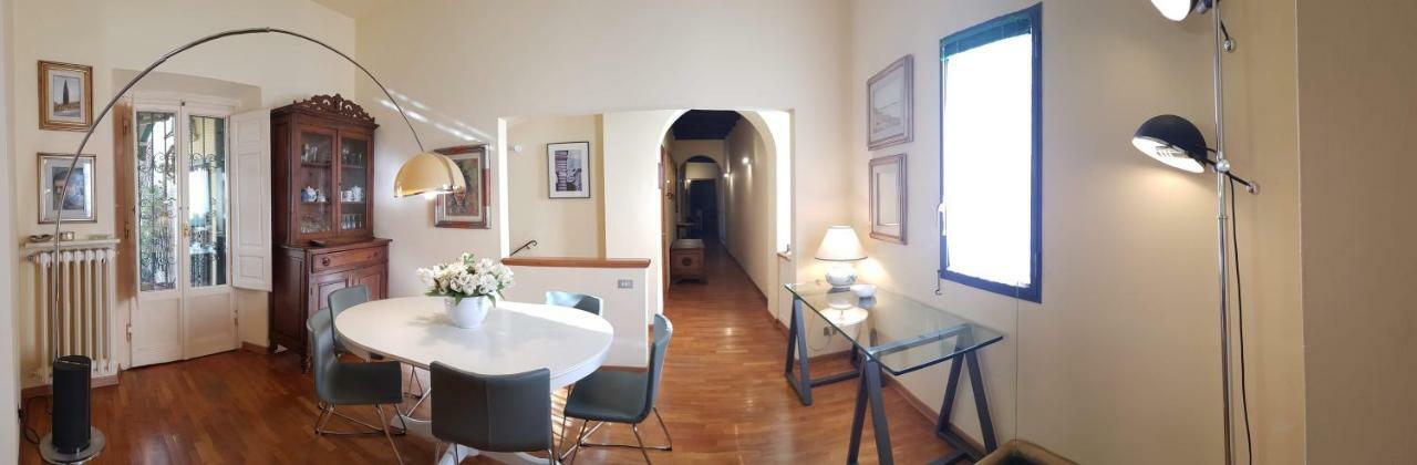 Appartamento La Terrazza Firenze Centro Storico Luaran gambar